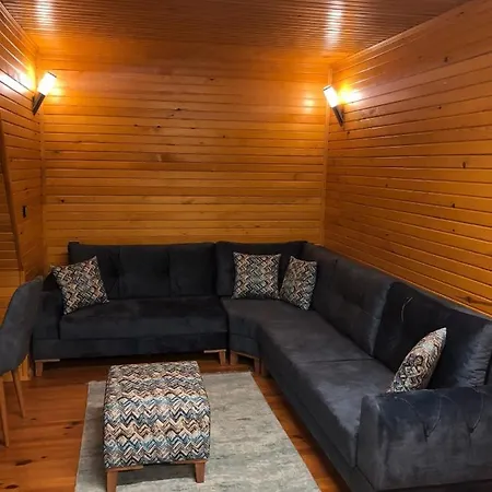 Bungolaya Chalet *